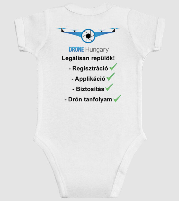  minta fehér pólón
